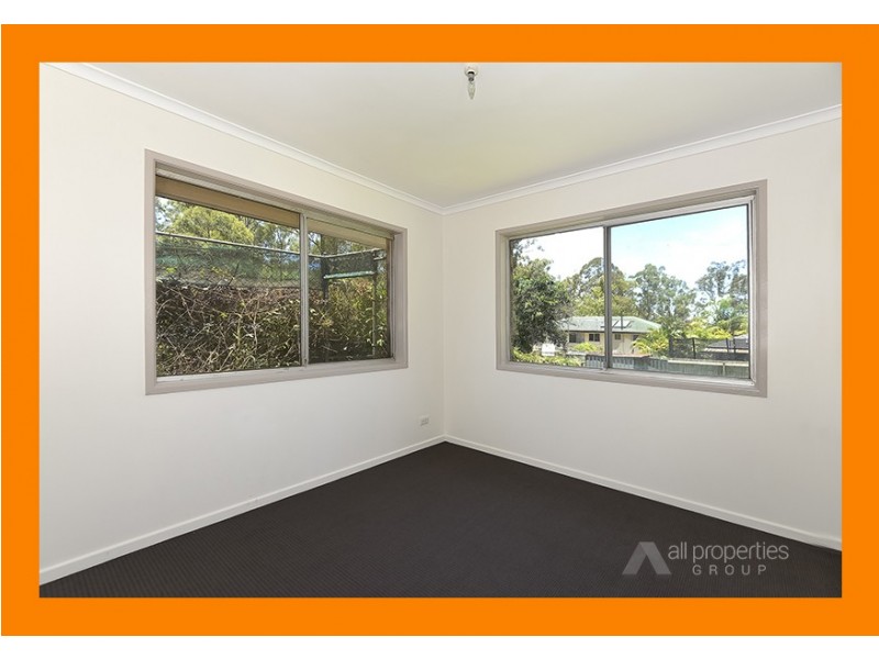 15 Eridani Avenue, Kingston QLD 4114