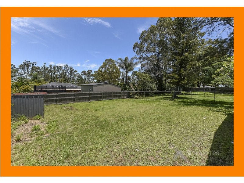 15 Eridani Avenue, Kingston QLD 4114