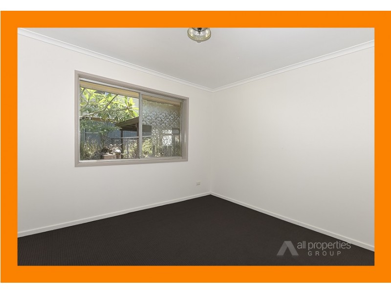 15 Eridani Avenue, Kingston QLD 4114