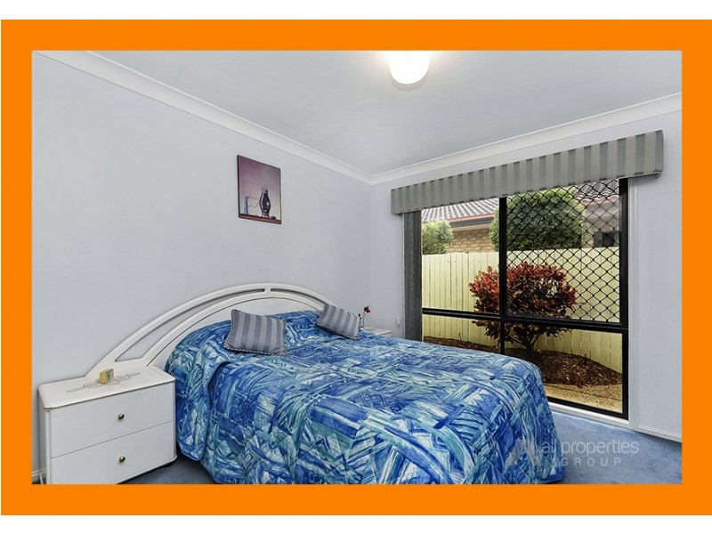 16 Harwood Place, Parkinson QLD 4115