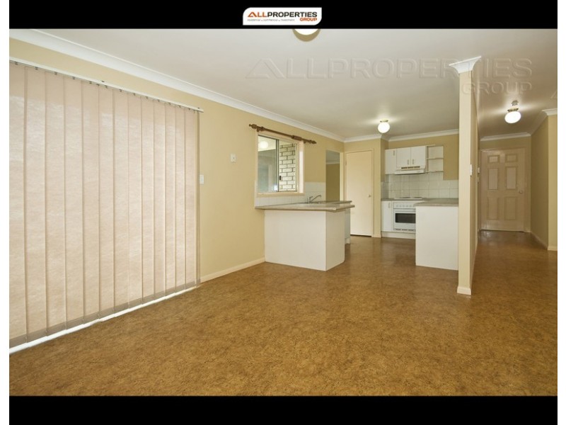 8 DEBANIE COURT, Marsden QLD 4132