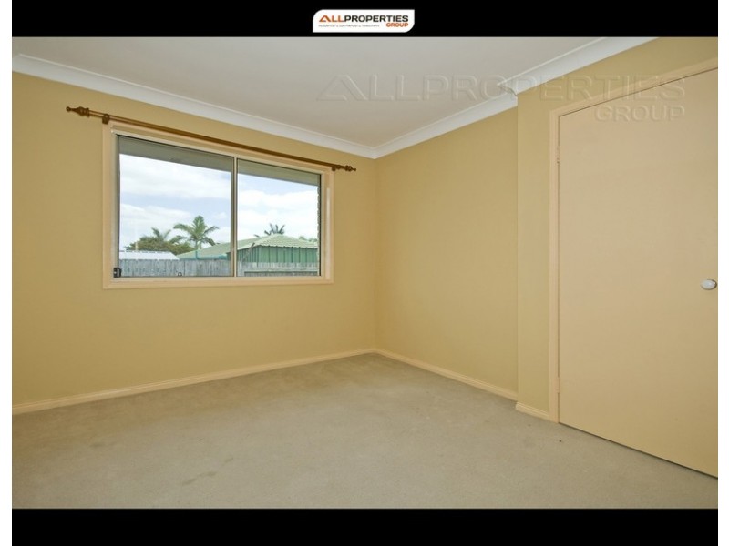 8 DEBANIE COURT, Marsden QLD 4132
