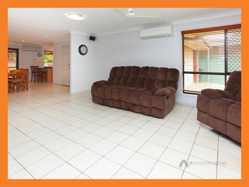 5 Raymond Road, Eight Mile Plains QLD 4113