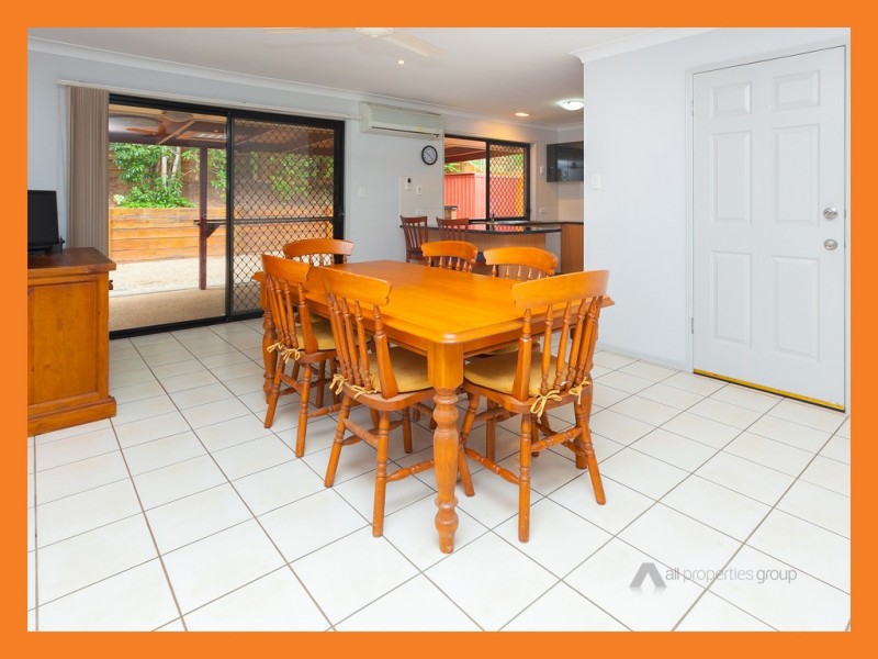 5 Raymond Road, Eight Mile Plains QLD 4113