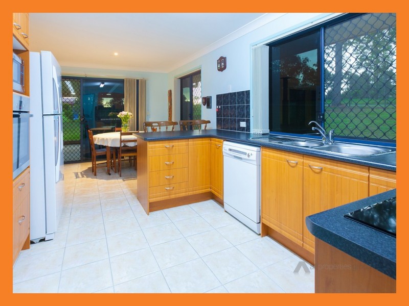 341 Equestrian Drive, New Beith QLD 4124