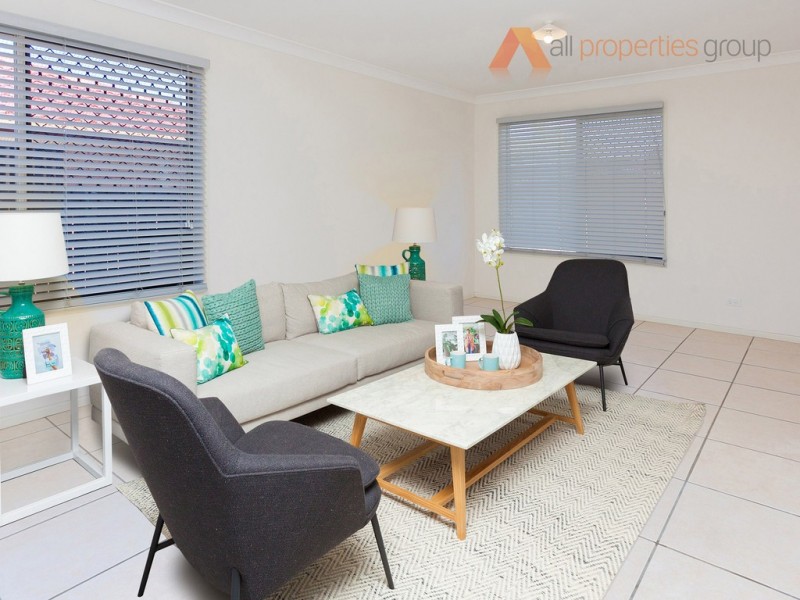 3 Mint Grove, Regents Park QLD 4118