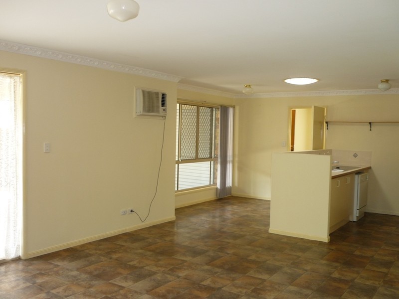 36 MURRUMBIDGEE STREET, Hillcrest QLD 4118