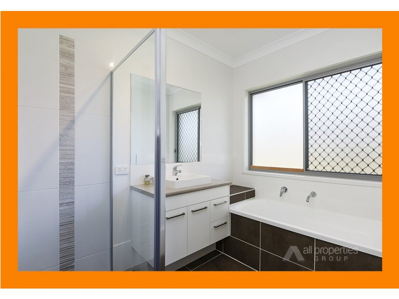 78 MARCUS DRIVE, Regents Park QLD 4118