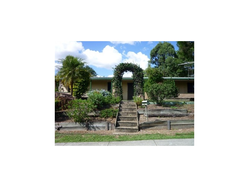 6 Letitia Street, Regents Park QLD 4118
