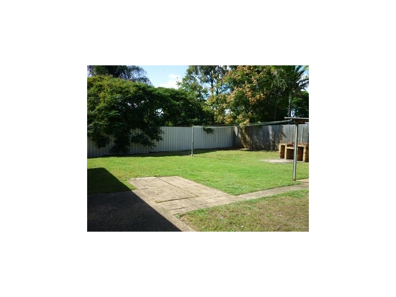 6 Letitia Street, Regents Park QLD 4118