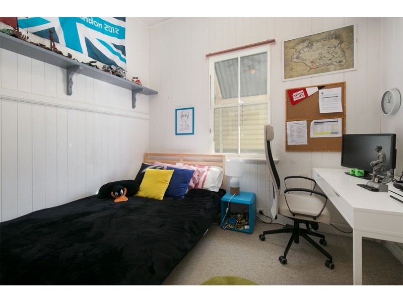 24 Lockwood Street, Sherwood QLD 4075