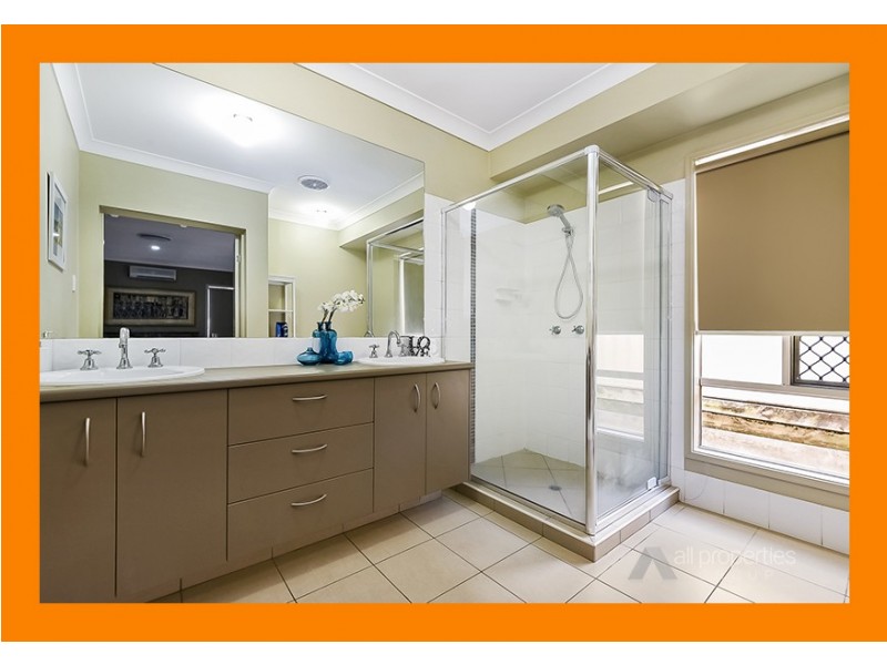 35 May Street, Parkinson QLD 4115