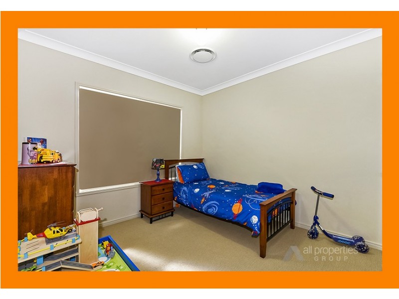 35 May Street, Parkinson QLD 4115