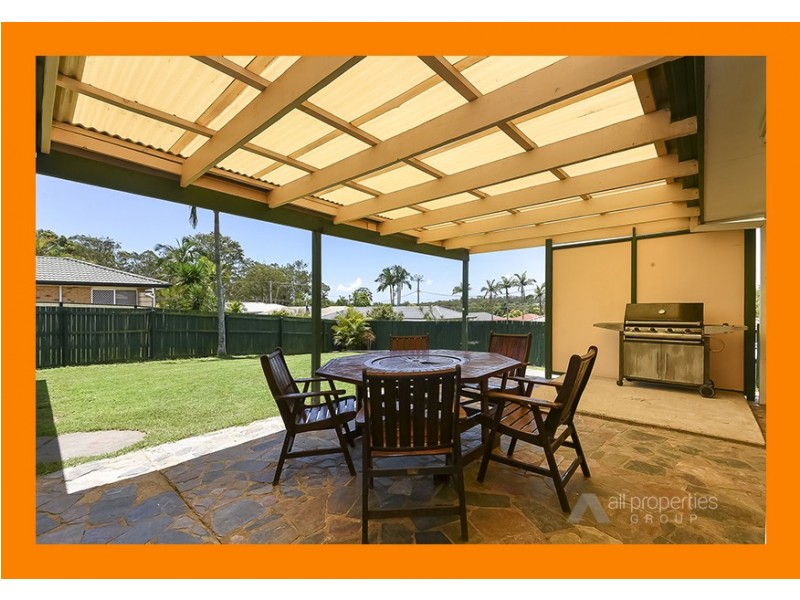8 GREYGUM CT, Regents Park QLD 4118
