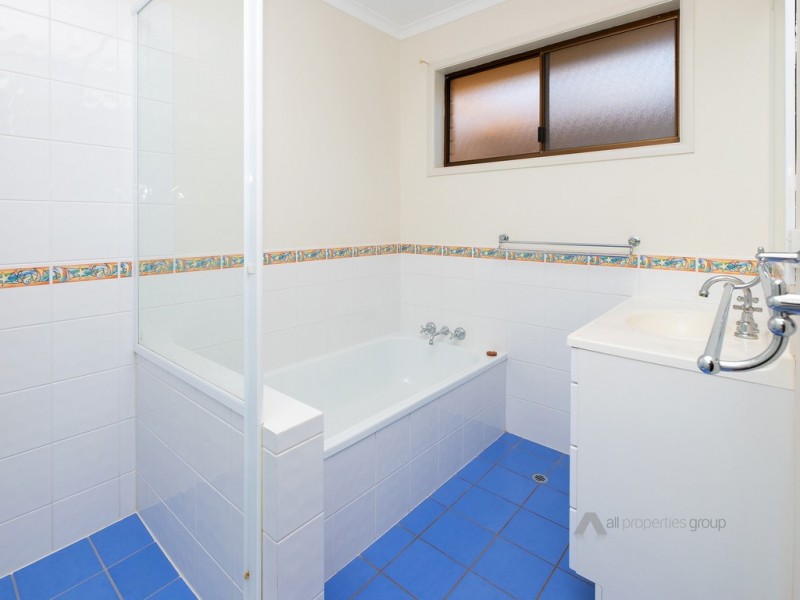 18 Rosewall Street, Upper Mount Gravatt QLD 4122