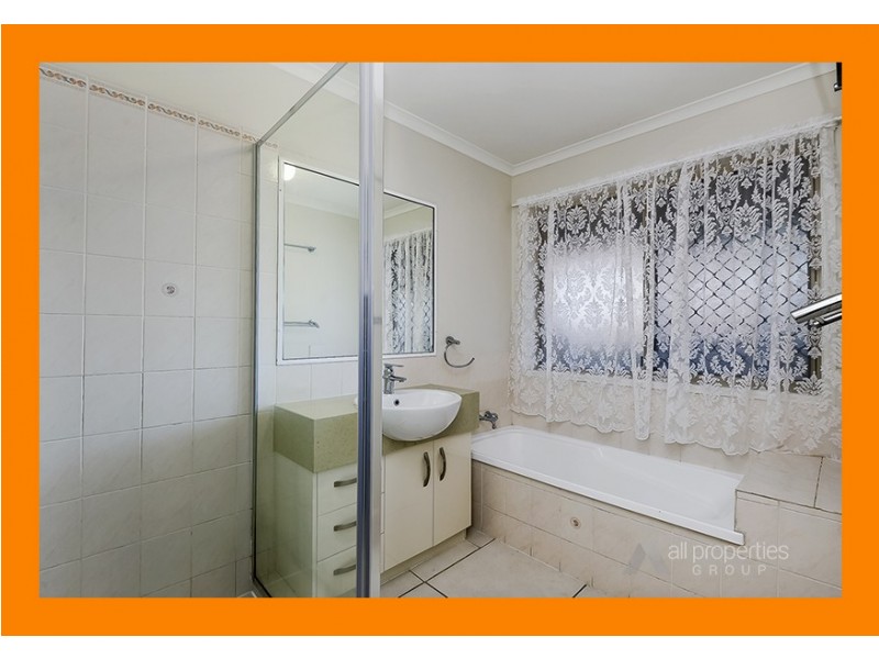 24 Jade Garden Drive, Boronia Heights QLD 4124