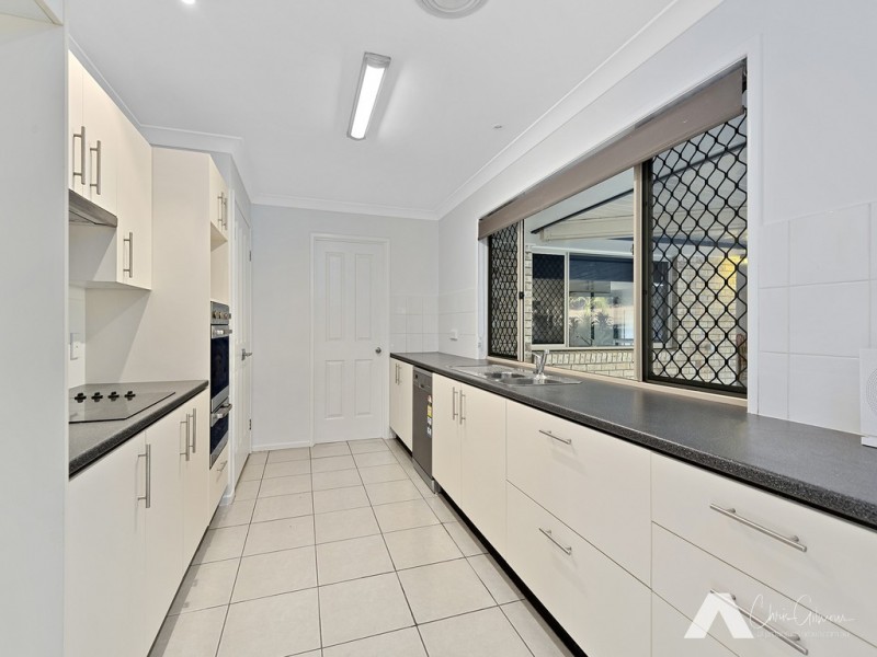 38 Dianella Crt, New Beith QLD 4124