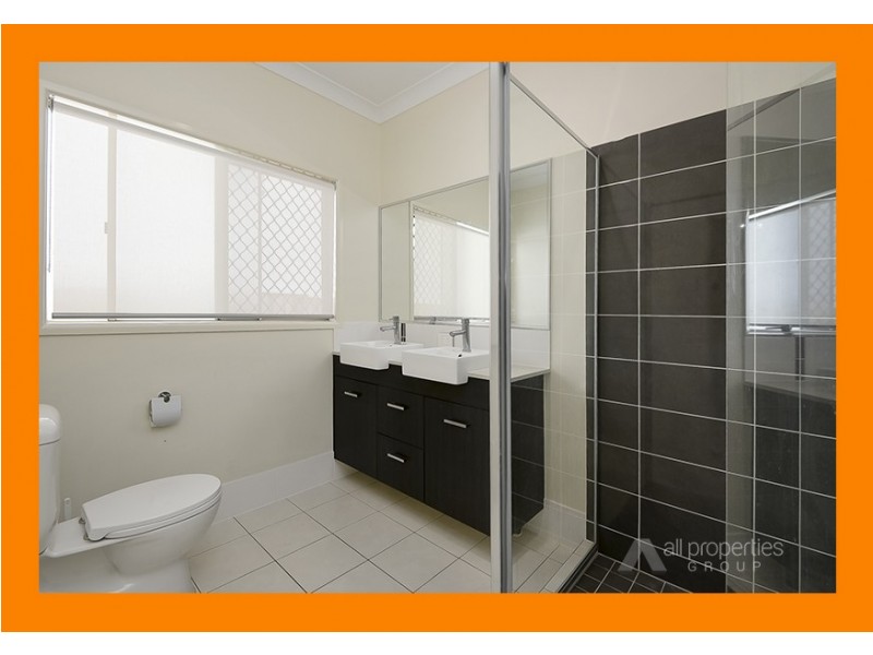 22 Rise Place, Heathwood QLD 4110