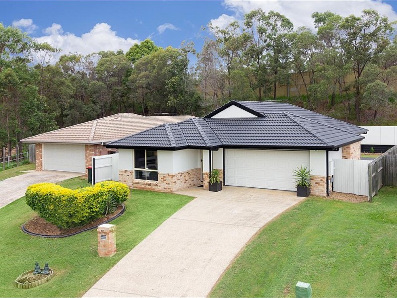 62 Watarrka Drive, Parkinson QLD 4115