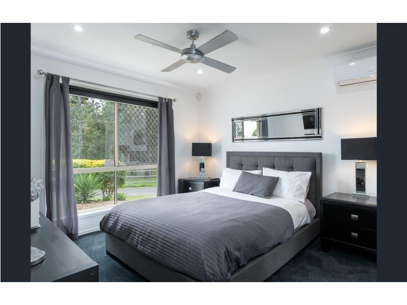 62 Watarrka Drive, Parkinson QLD 4115