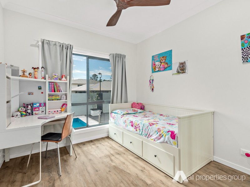 16 Empress Close, Heathwood QLD 4110