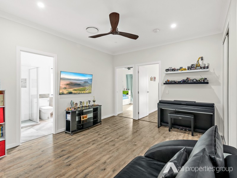 16 Empress Close, Heathwood QLD 4110