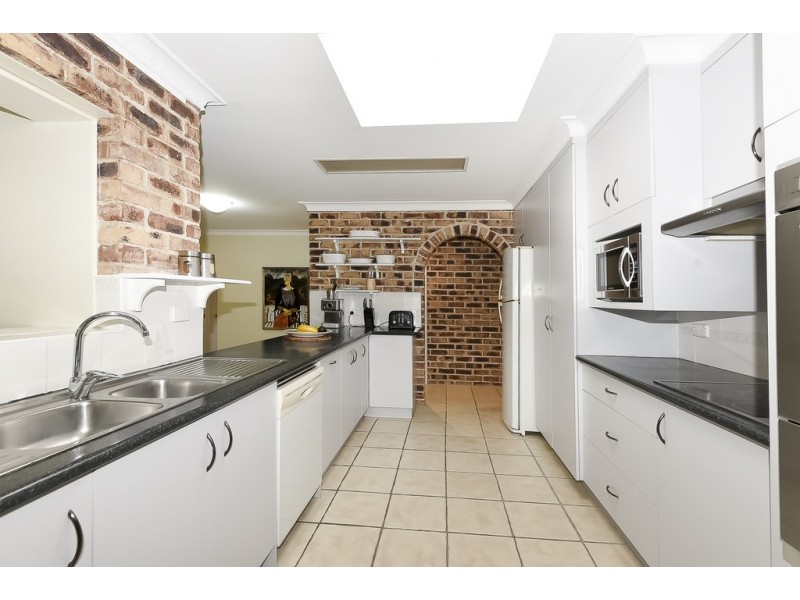 23 ACORUS CT, Regents Park QLD 4118