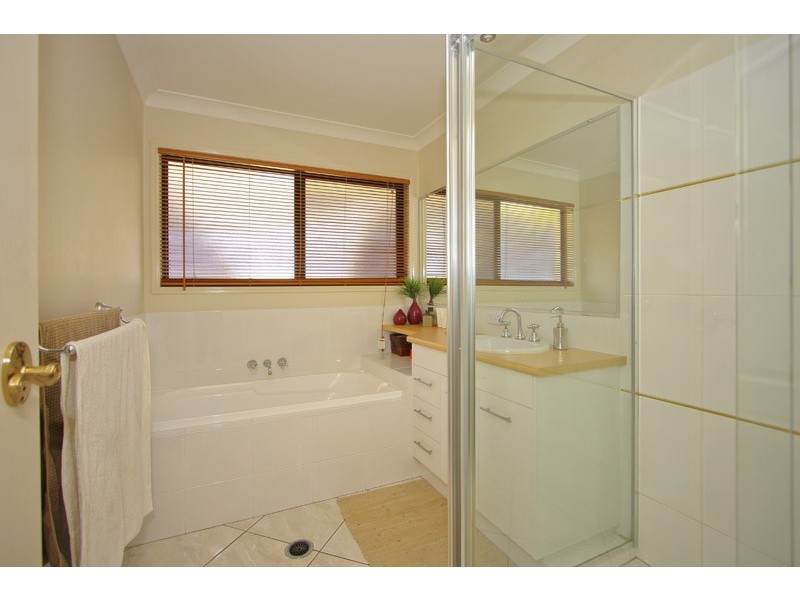 110 Sanctuary Drive, Forest Lake QLD 4078