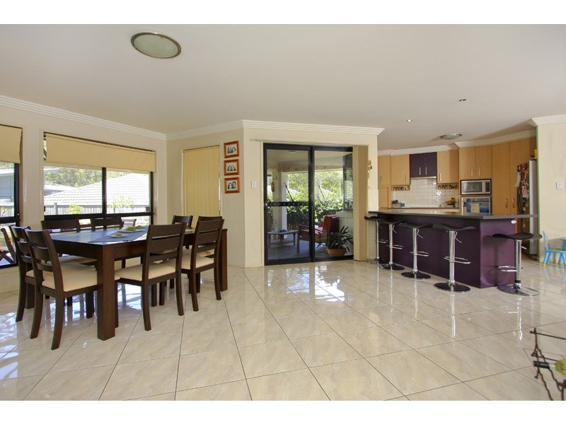 110 Sanctuary Drive, Forest Lake QLD 4078