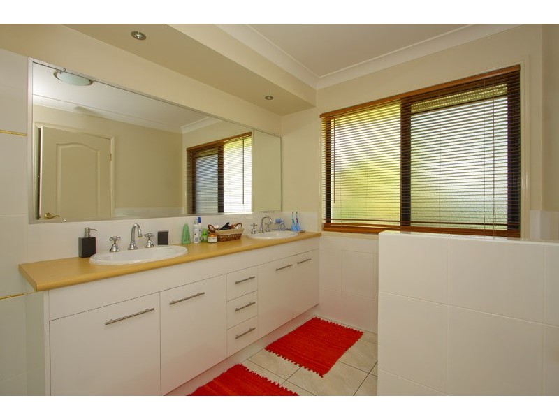 110 Sanctuary Drive, Forest Lake QLD 4078