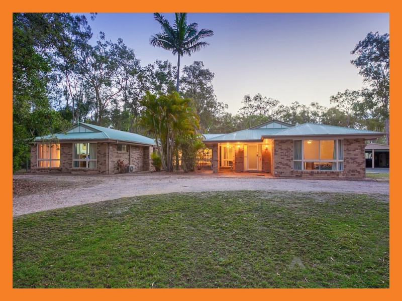 30 Kings Way, Chambers Flat QLD 4133