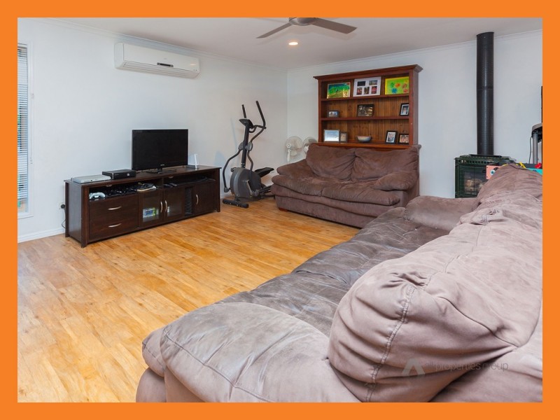 30 Kings Way, Chambers Flat QLD 4133