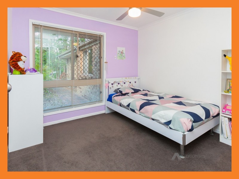 30 Kings Way, Chambers Flat QLD 4133