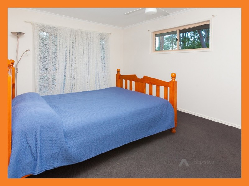 30 Kings Way, Chambers Flat QLD 4133