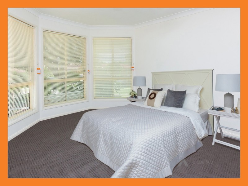 1 Rutyna Cres, Crestmead QLD 4132