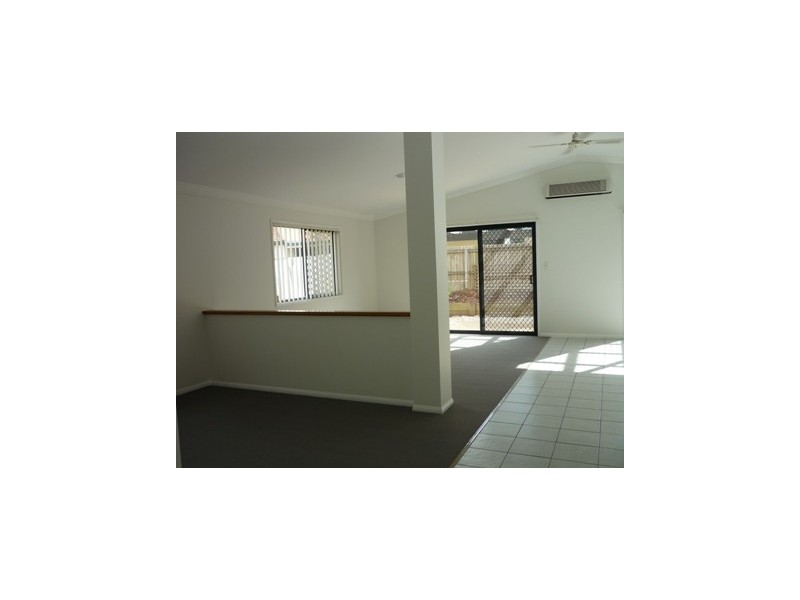 67 St James Street, Forest Lake QLD 4078
