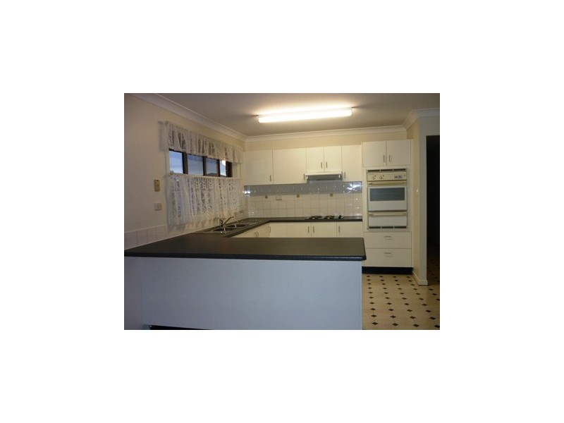 6 Balgowan Street, Richlands QLD 4077