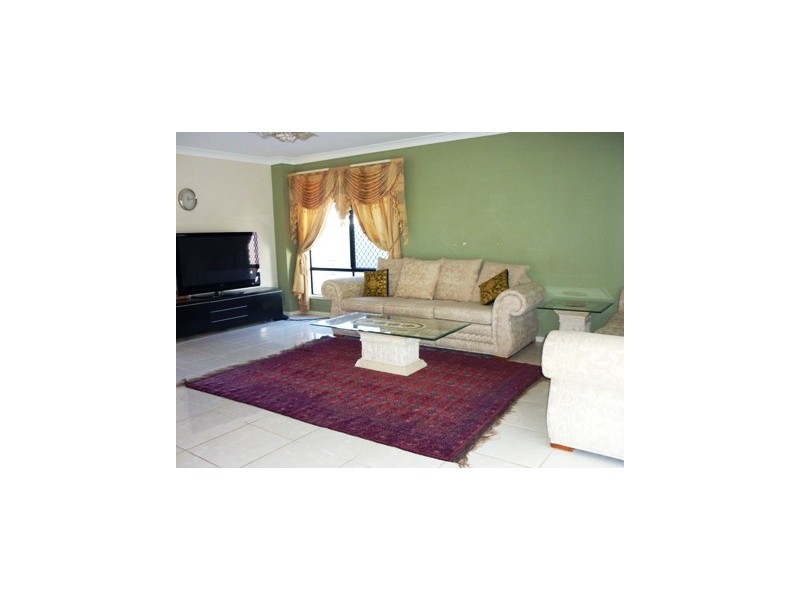 38 Aberdeen Crescent, Kuraby QLD 4112