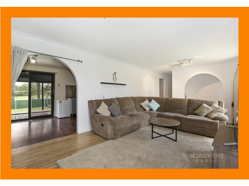 43 DRACON STREET, Regents Park QLD 4118