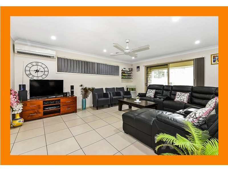 50 Bufalino Street, Parkinson QLD 4115