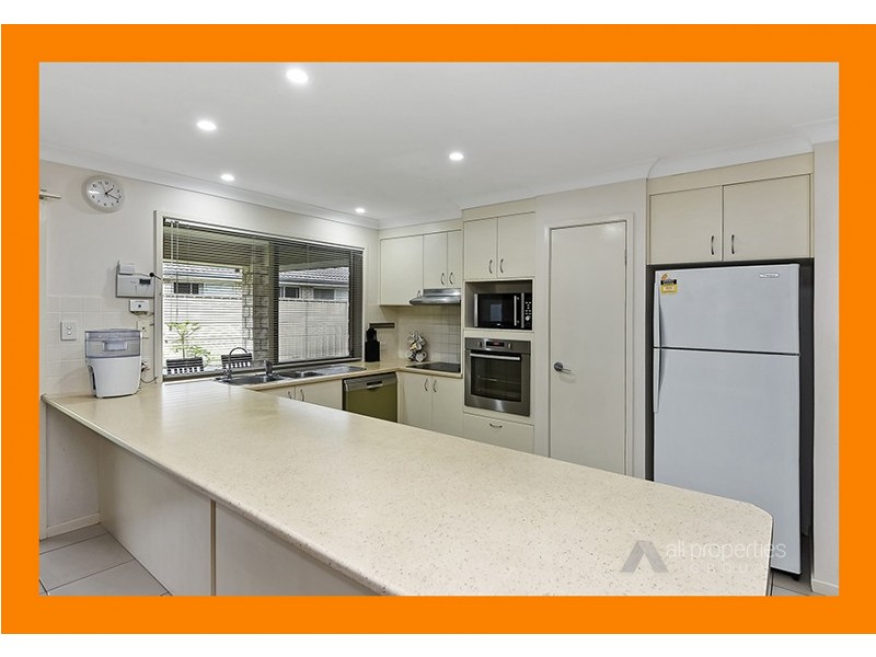 50 Bufalino Street, Parkinson QLD 4115