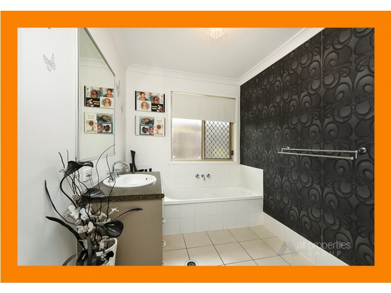 60 Freshwater Drive, Berrinba QLD 4117