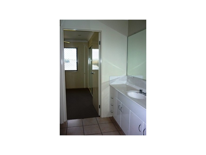 7 Cove Place, Springfield Lakes QLD 4300