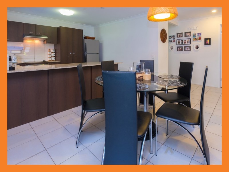 11 cedarwood Street, Berrinba QLD 4117