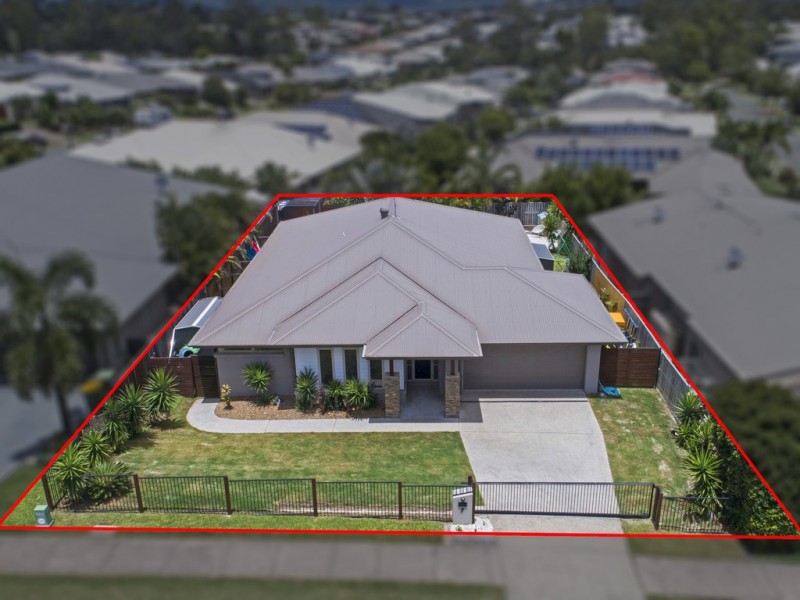 7 Hazelmere Cres, Ormeau QLD 4208
