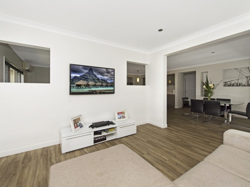 7 Hazelmere Cres, Ormeau QLD 4208