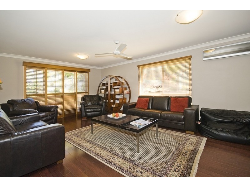 26 St Ives Circuit, Forest Lake QLD 4078