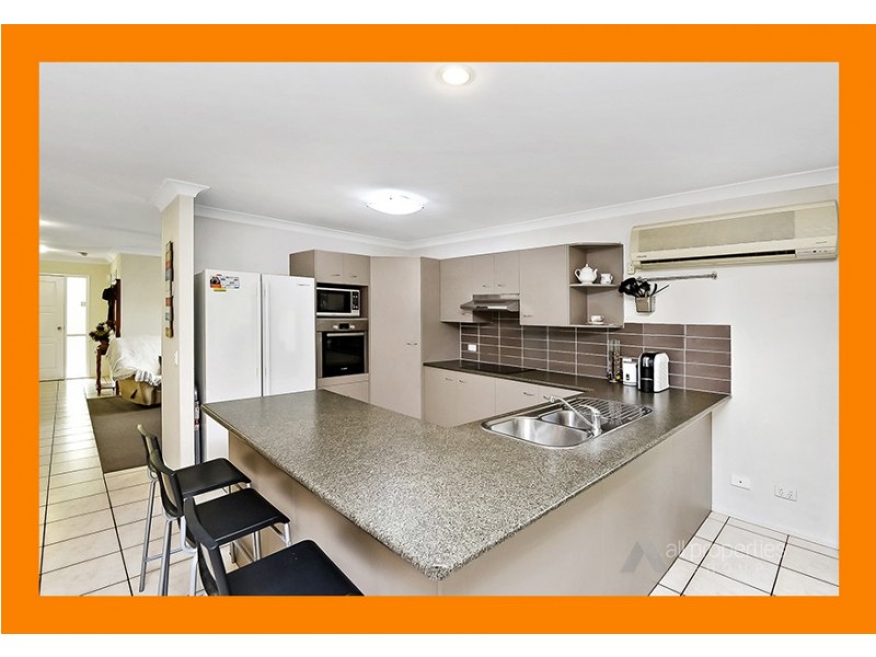 12 Mapelton Circuit, Parkinson QLD 4115