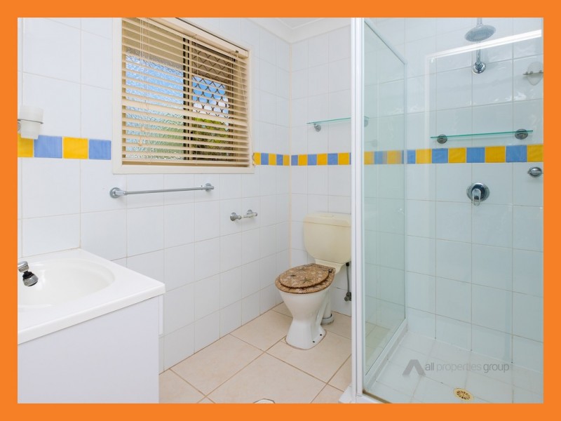 10 Stevens Ct, Crestmead QLD 4132