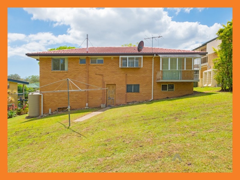 12 Withers Street, Everton Park QLD 4053